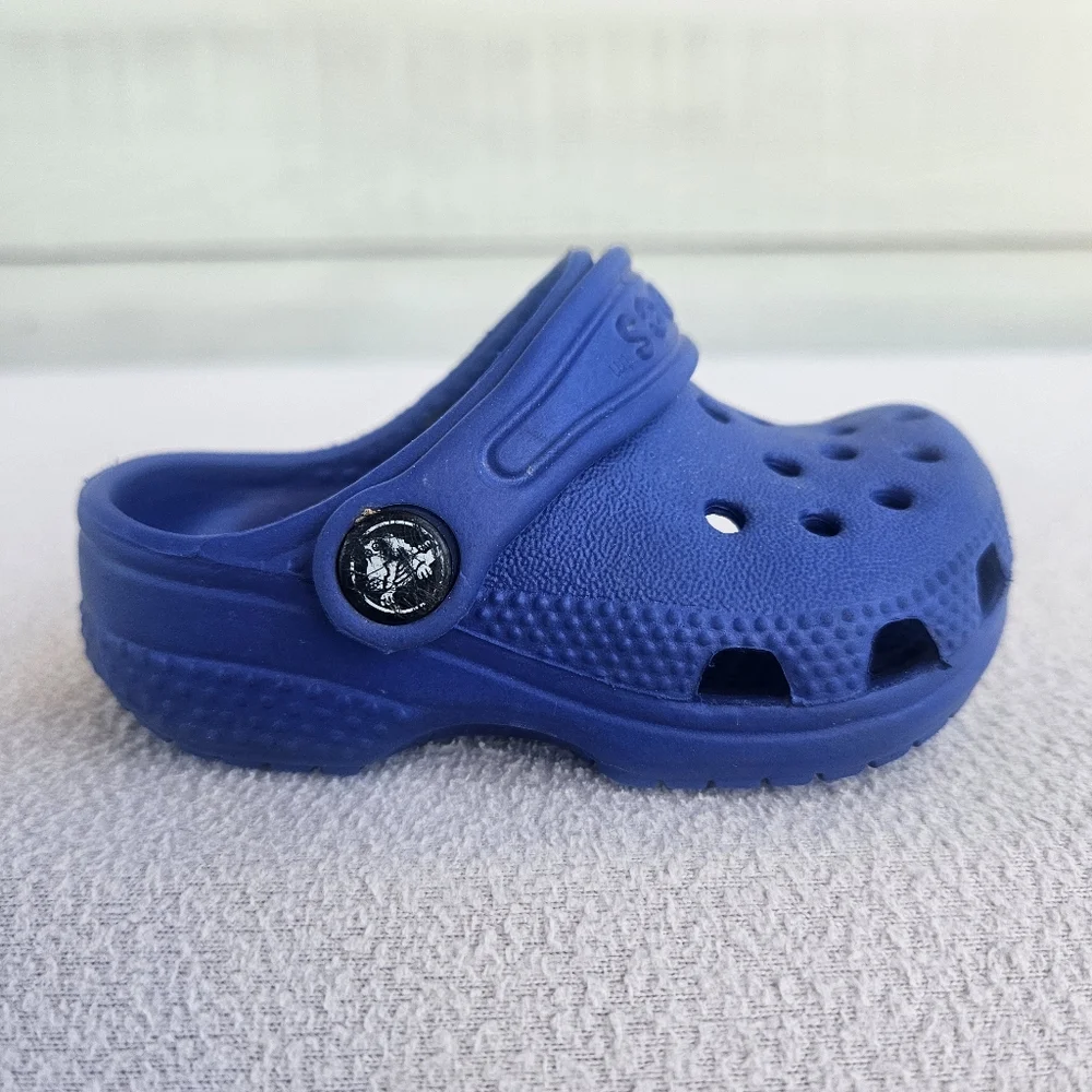 Crocs Classic Clog Baby Toddler SZ 2 3 Slip-On Blue Water Shoes Unisex My First